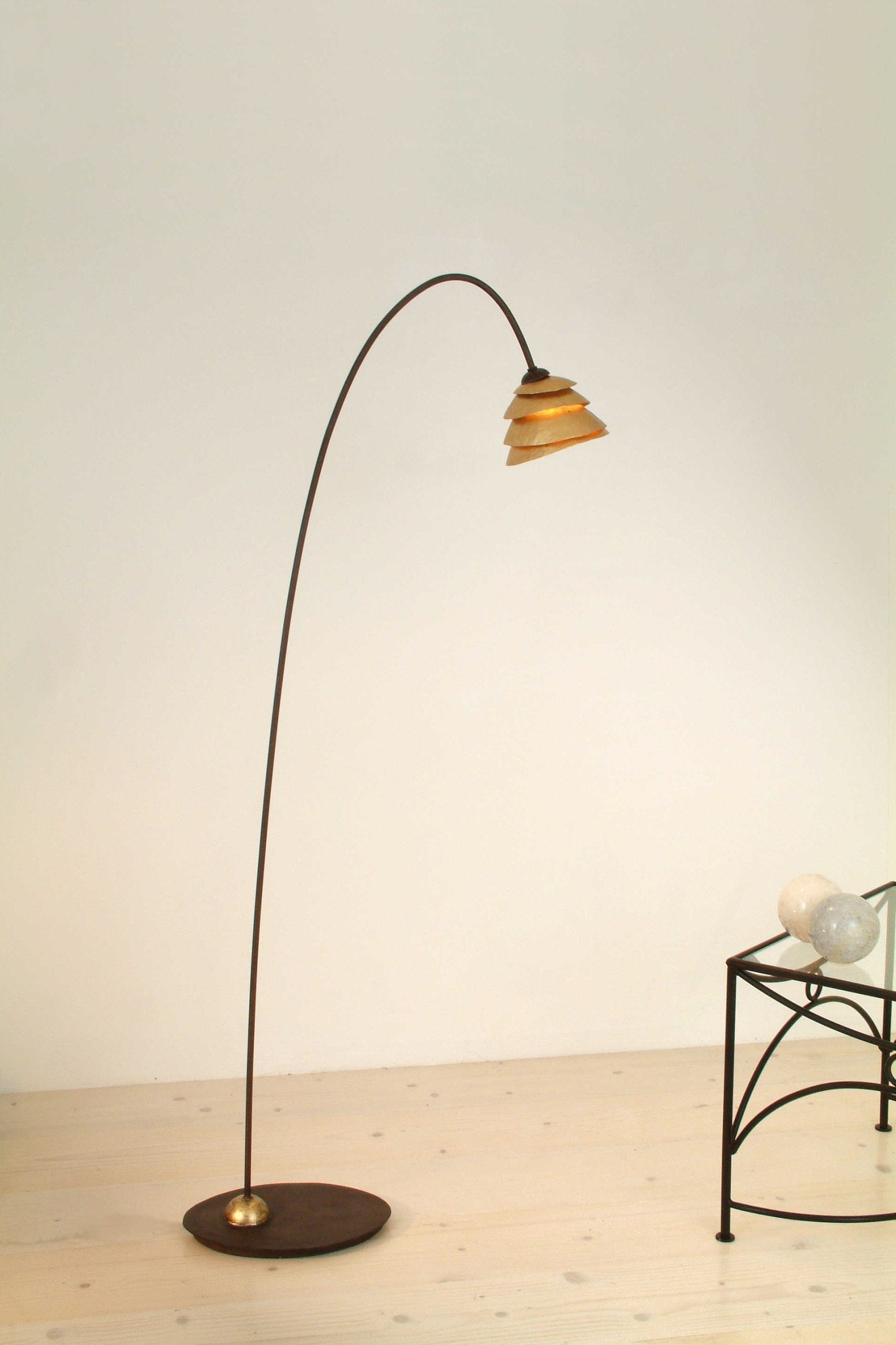 SNAIL ONE – Stehleuchte