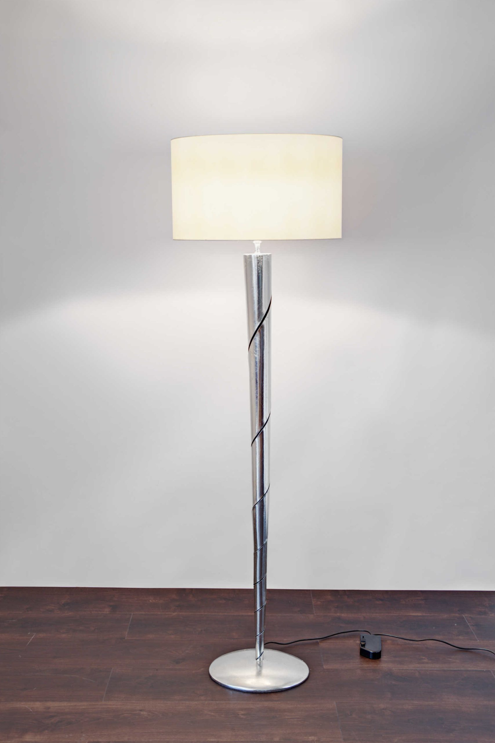 INNOVAZIONE – Stehleuchte