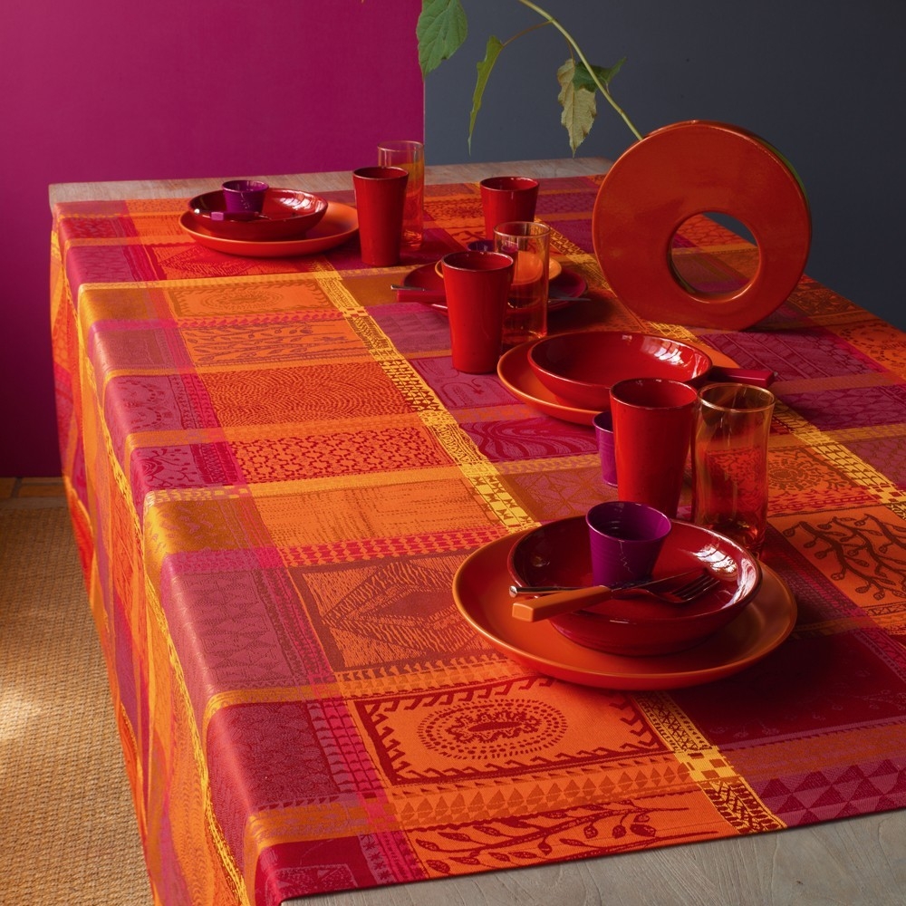 MILLE WAX KETCHUP – Tischdecke von Garnier Thiebaut