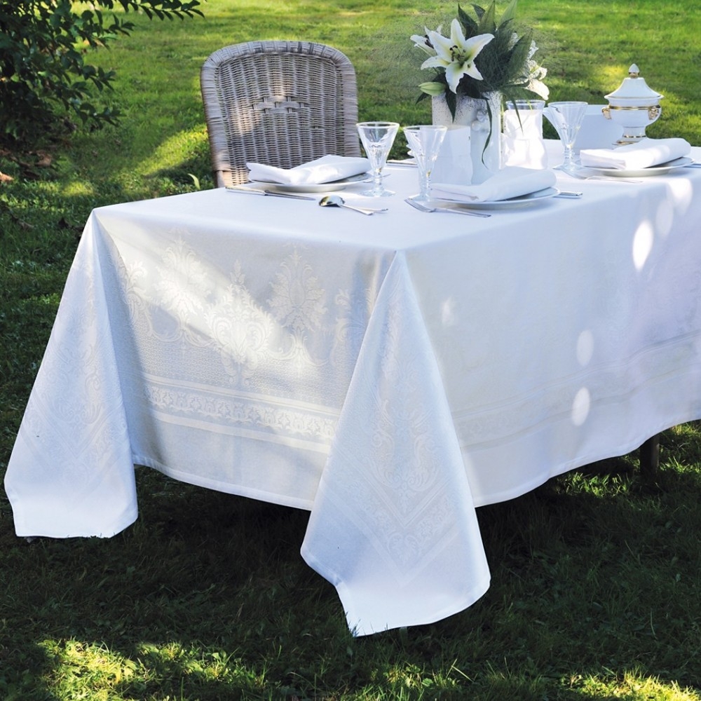 BEAUREGARD BLANC – Tischdecke von Garnier Thiebaut