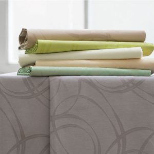 Loop – bügelarme Tischdecke von Pichler