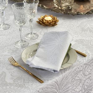 MILLE ISAPHIRE BLANC – Tischdecke von Garnier Thiebaut