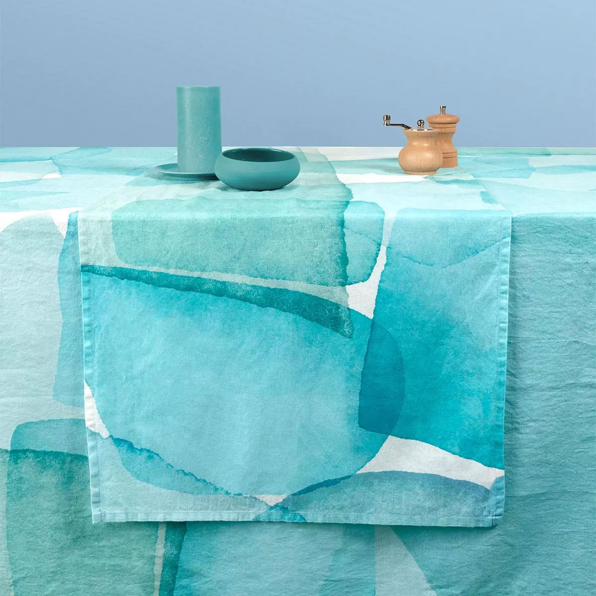 AQUA MINERAL – Tischläufer von Garnier Thiebaut
